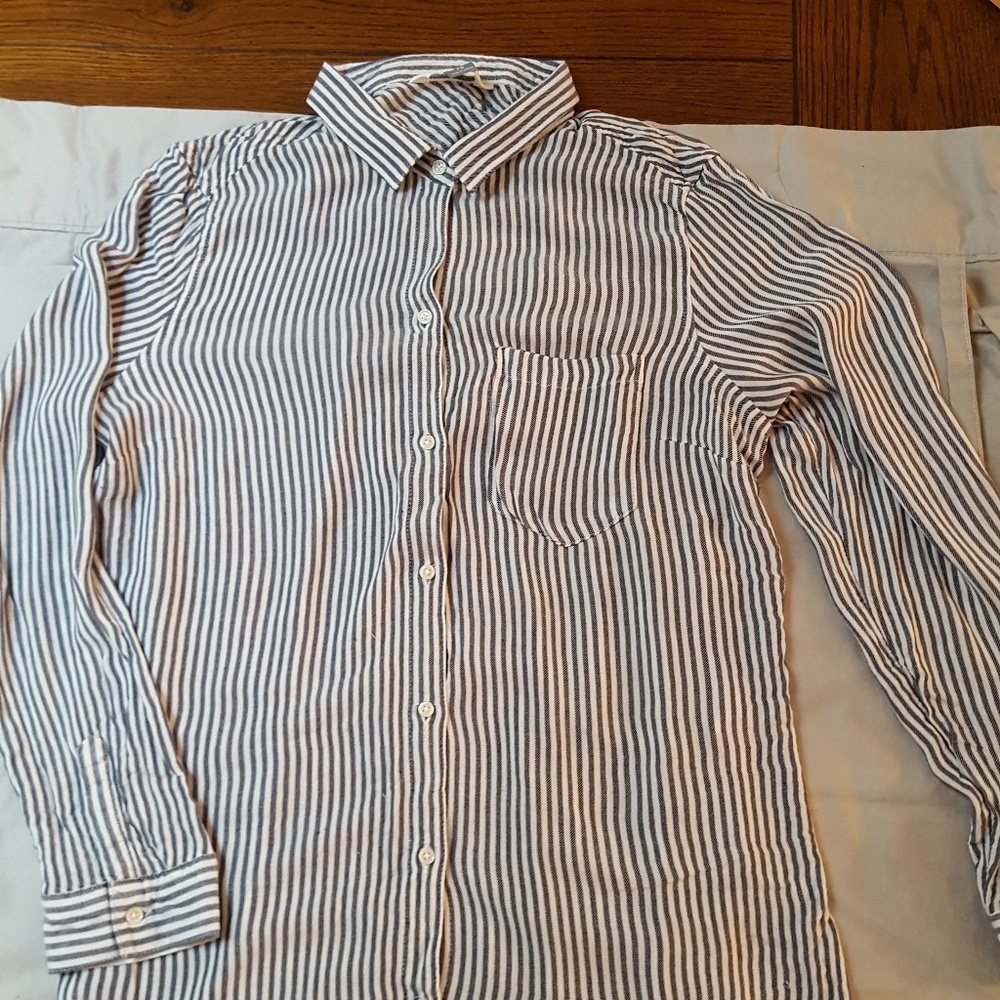 Button up soft feeling blouse.